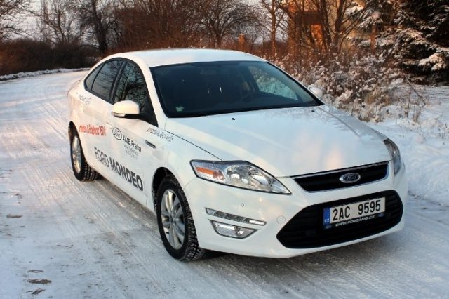 test-ford-mondeo