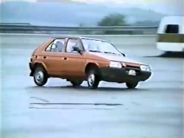skoda-favorit-retro-video