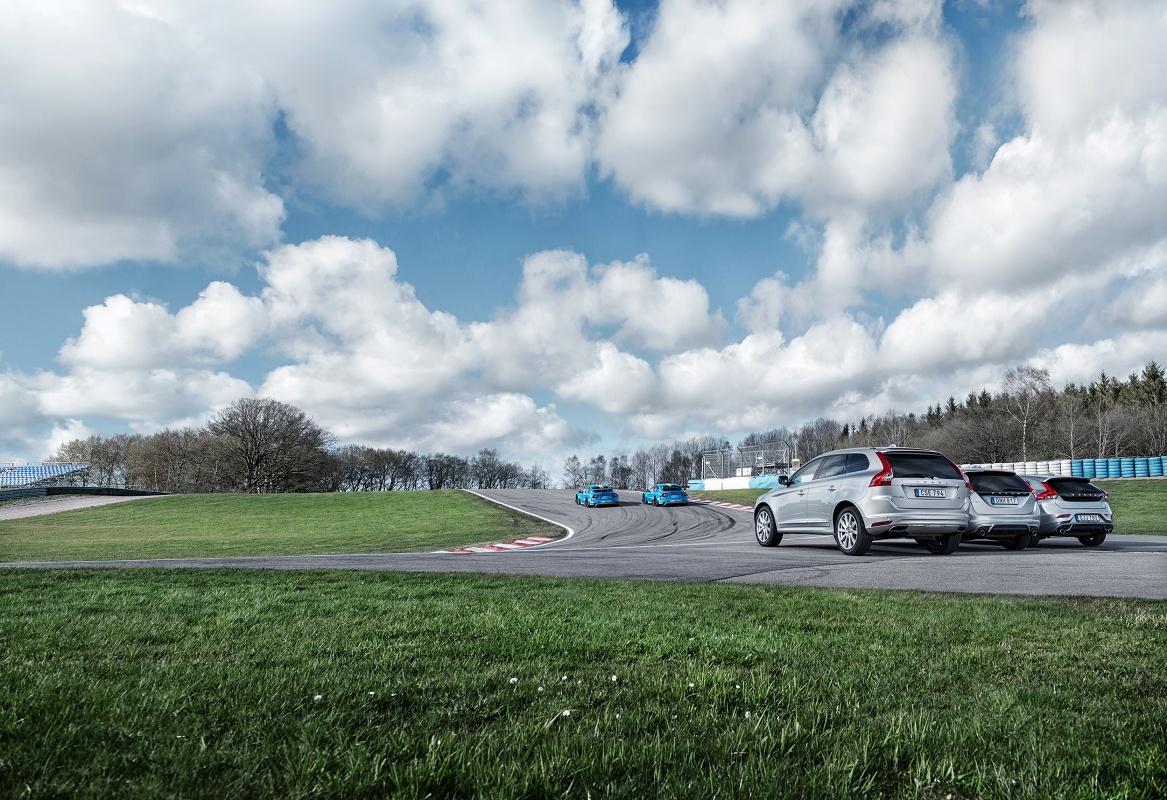 The new generation Polestar Performance Optimisation for Volvo models with Drive-E engines is here, introducing a new concept where the drivetrain is optimised together with the engine. The package includes optimised engine performance, throttle response, gearshift speed, gearshift precision and off-throttle response. The first optimisations will be released in the last week of June 2015, starting with the T6, T5, D5 and D4 engines