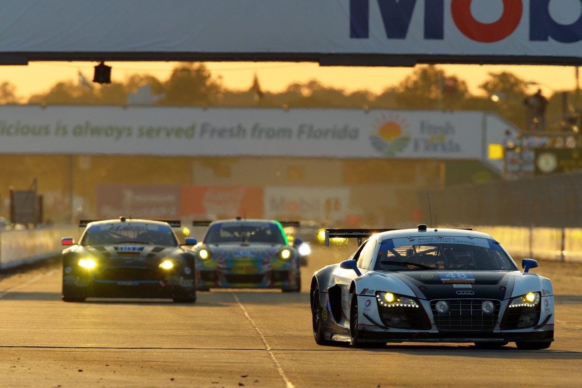 Audi-R8-LMS-2