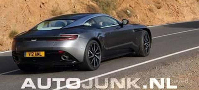 Aston Martin DB11 5