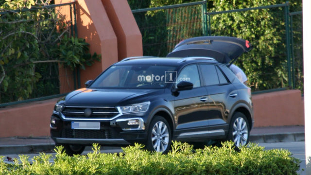 volkswagen-t-roc-spy-foto- (2)