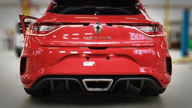 2018-renault-megane-rs- (2) 2018-renault-megane-rs
