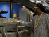 2-chainz-checks-out-mad-max-car-built-by-wcc-to-promote-the-game-video-photo-gallery_23