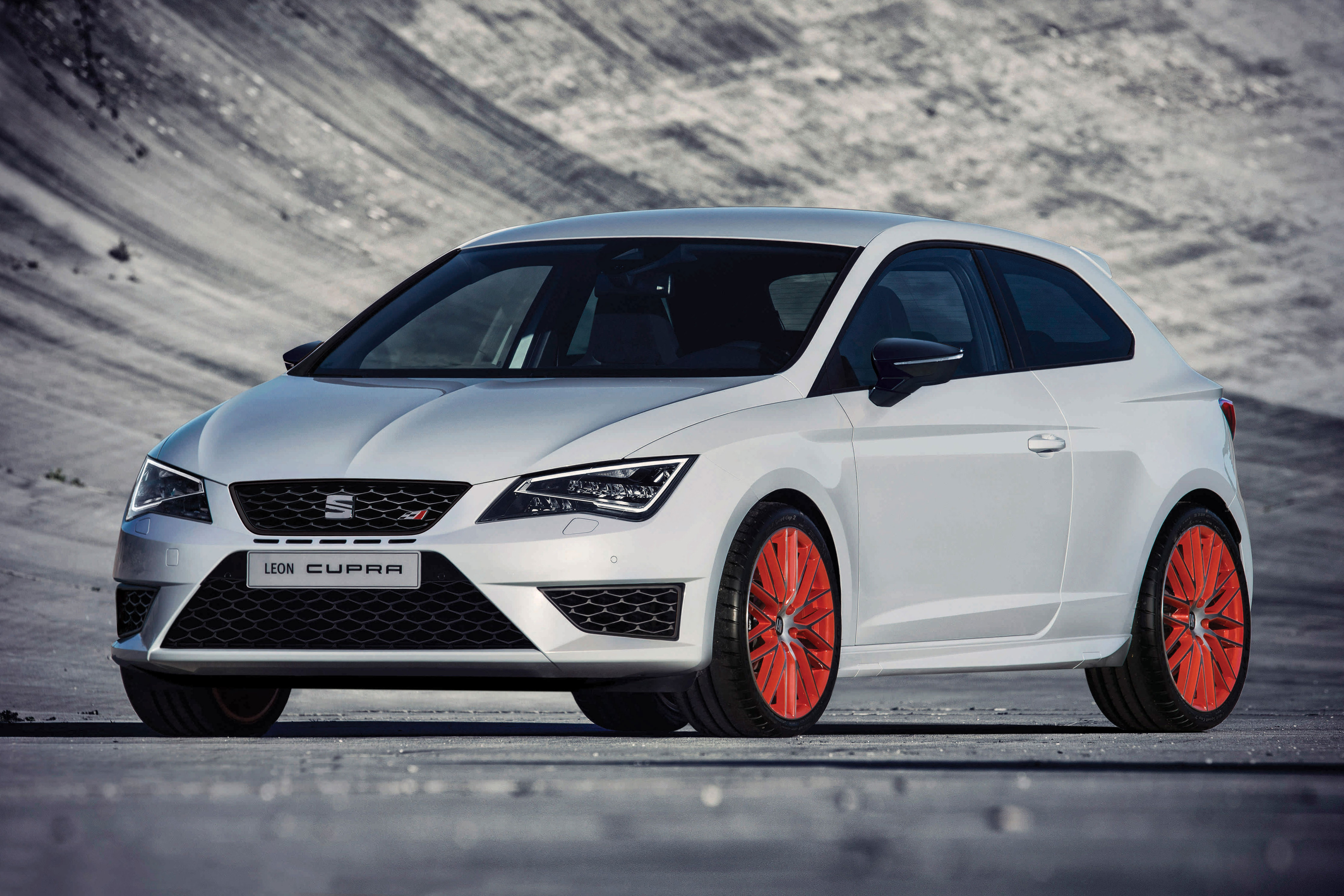 seat-leon-cupra-280-sub8-performance-pack_0
