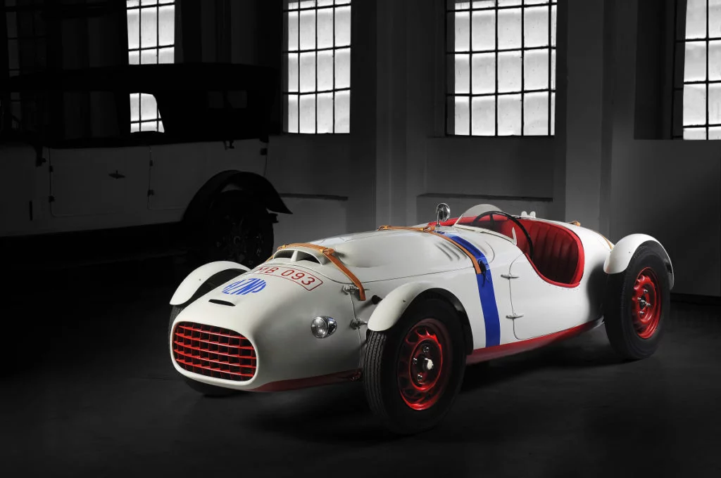 SKODA-966-Supersport-01