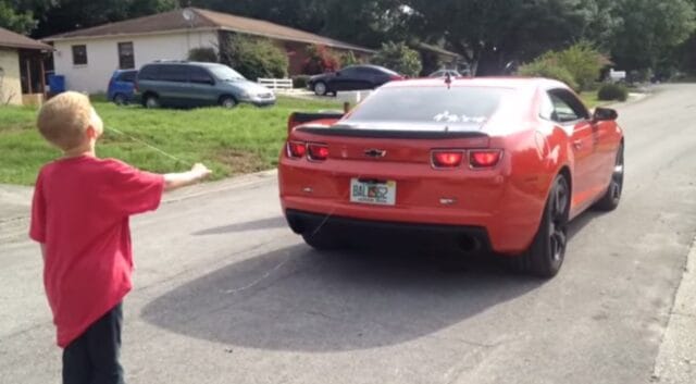 jak-vytrhnout-zub-se-Chevrolet-Camaro-SS-video