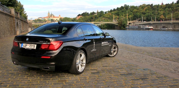 test-BMW-750Ld-xDrive-at-p3