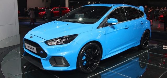 Frankfurt-IAA-2015-ford-focus-rs