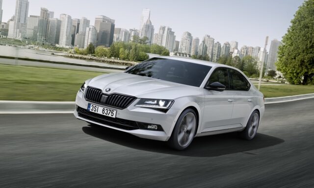 SKODA_Superb_SportLine