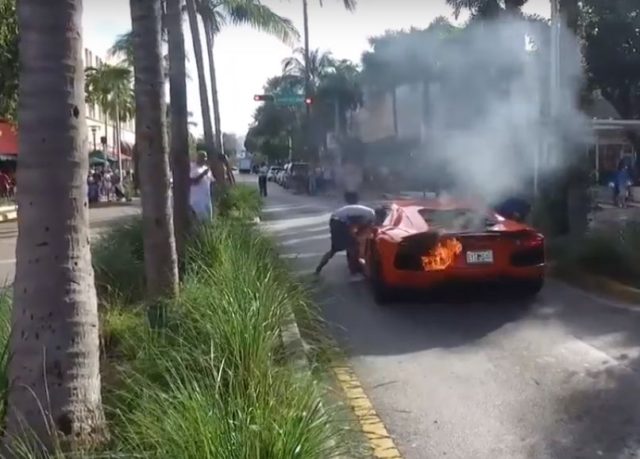 lamborghini-aventador-pozar-video