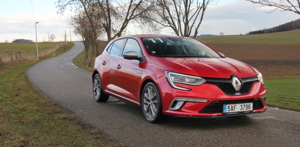 Renault svolává do servisů model Mégane. Přestože mu vůbec nic není a nic se nebude opravovat