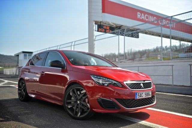 První jízda Peugeot 308 GTi 2