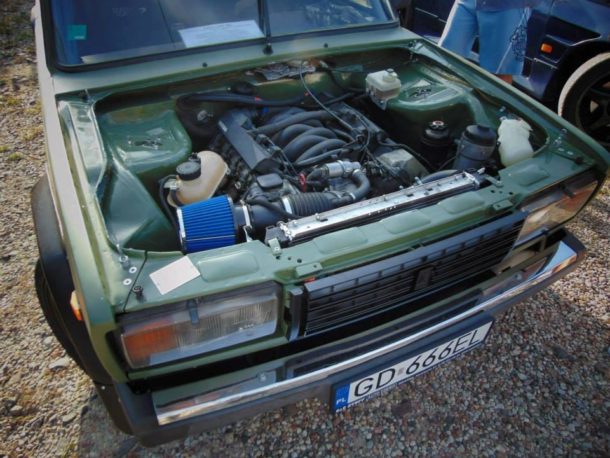 Lada 2107 s osmiválcem BMW: v Polsku není problém – foto + video