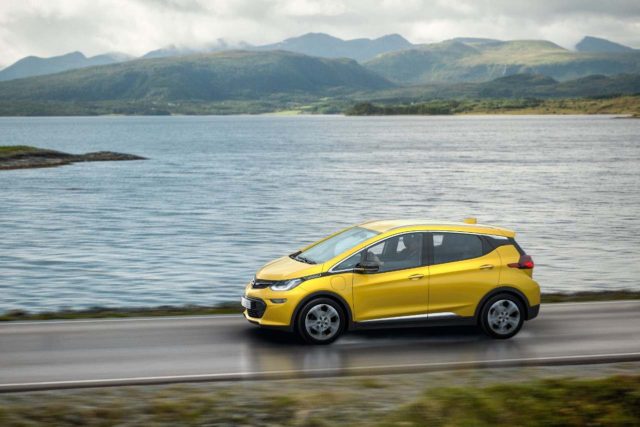 opel-ampera-e