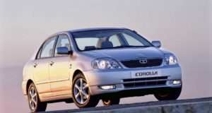 toyota-corolla-slavi-50-let-generace-9