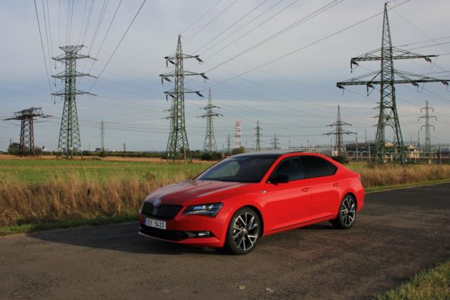 test-skoda-superb-sportline-20-tsi-162-kg-dsg-p1