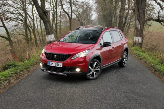 Test-Peugeot-2008-GT-Line-12-PureTech-110k-EAT6-p1