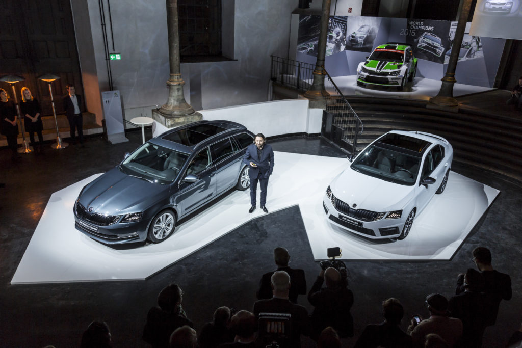 170110-The-world-premiere-of-the-upgraded-ŠKODA-OCTAVIA-in-pictures-4