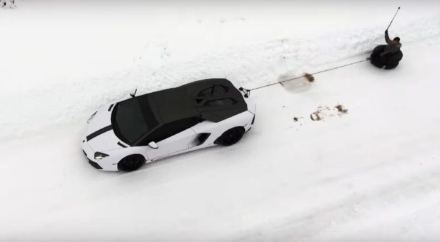 Lamborghini Aventador Roadster Pirelli Edition video