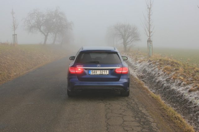 mercedes-amg-c43-4matic-kombi-mlha-mlhovky-zadni mercedes-amg-c43-4matic-kombi-mlha-mlhovky-zadni
