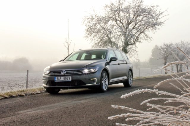 test-volkswagen-passat-gte-variant-p1