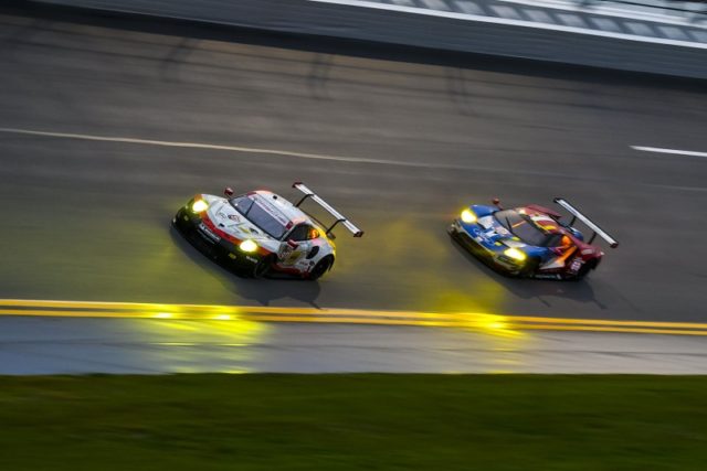 2016-zavod-24-hodin-daytona-porsche