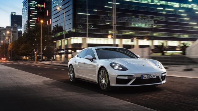 Porsche-Panamera-Turbo-S-E-Hybrid- (1)