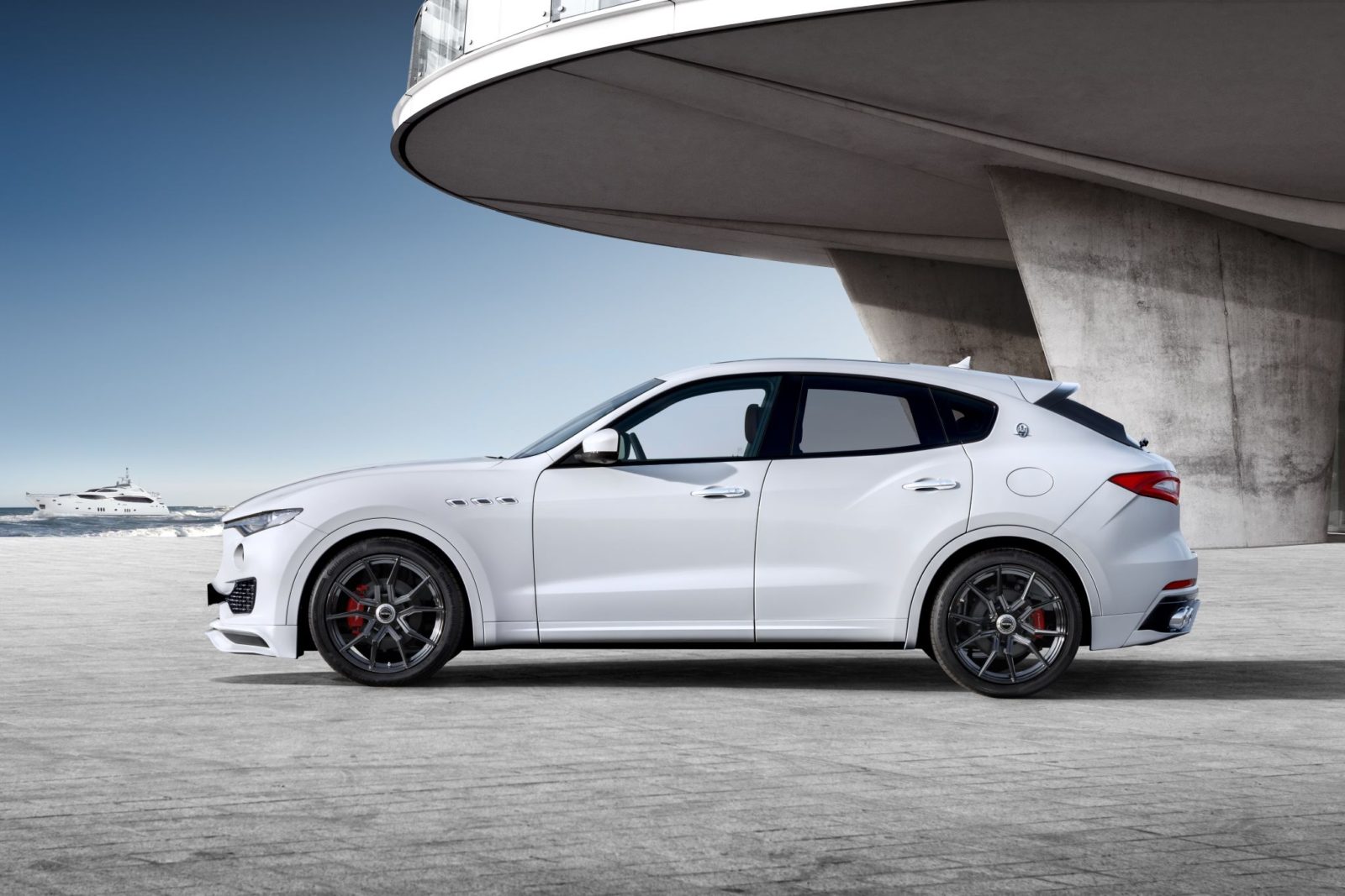 startech-maserati-levante-03