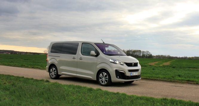 Test-Peugeot-Traveller-20-BlueHDI-180k-EAT6-p1