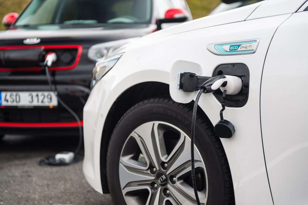 KIA - elektromobily a hybridní automobily