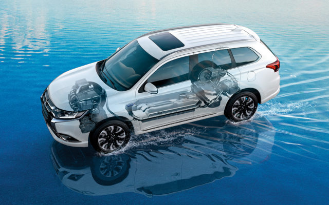 Mitsubishi-Outlander-PHEV Mitsubishi-Outlander-PHEV