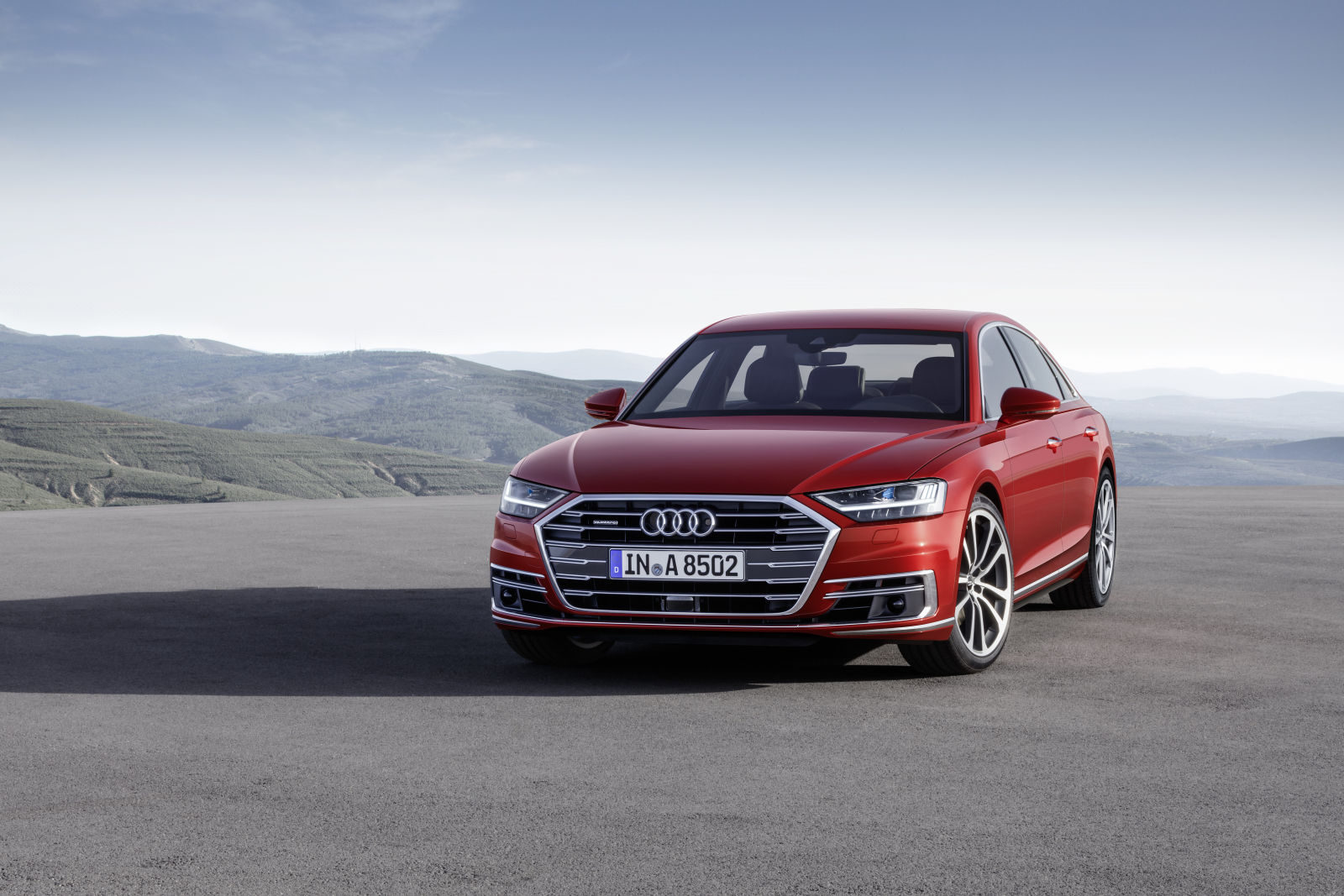 2018-Audi-A8- (6)