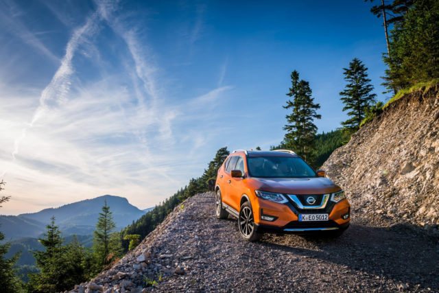 2018-fl-nissan-x-trail- (1) 2018-fl-nissan-x-trail- (1)
