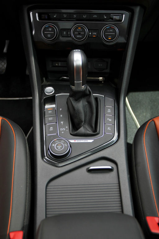 test-volkswagen-tiguan-20-bitdi-4motion-dsg-r-line- (33)