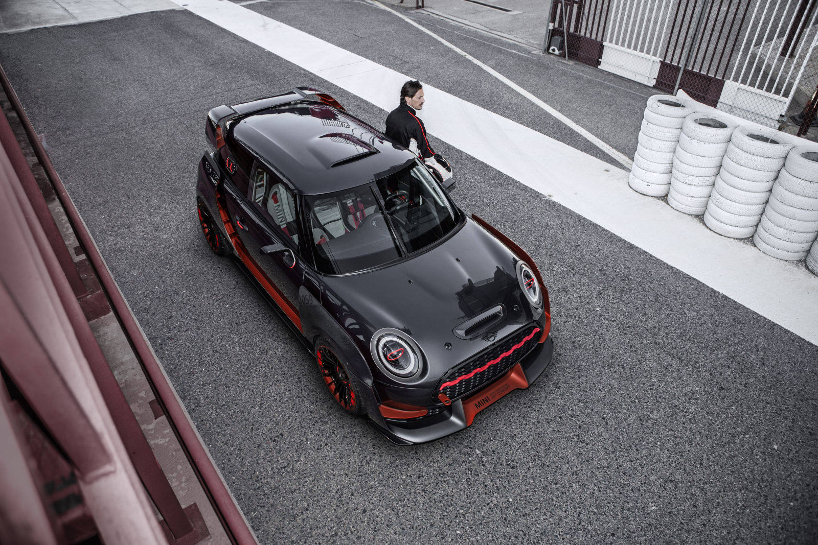 _MINI_John_Cooper_Works_GP_Concept_(2)