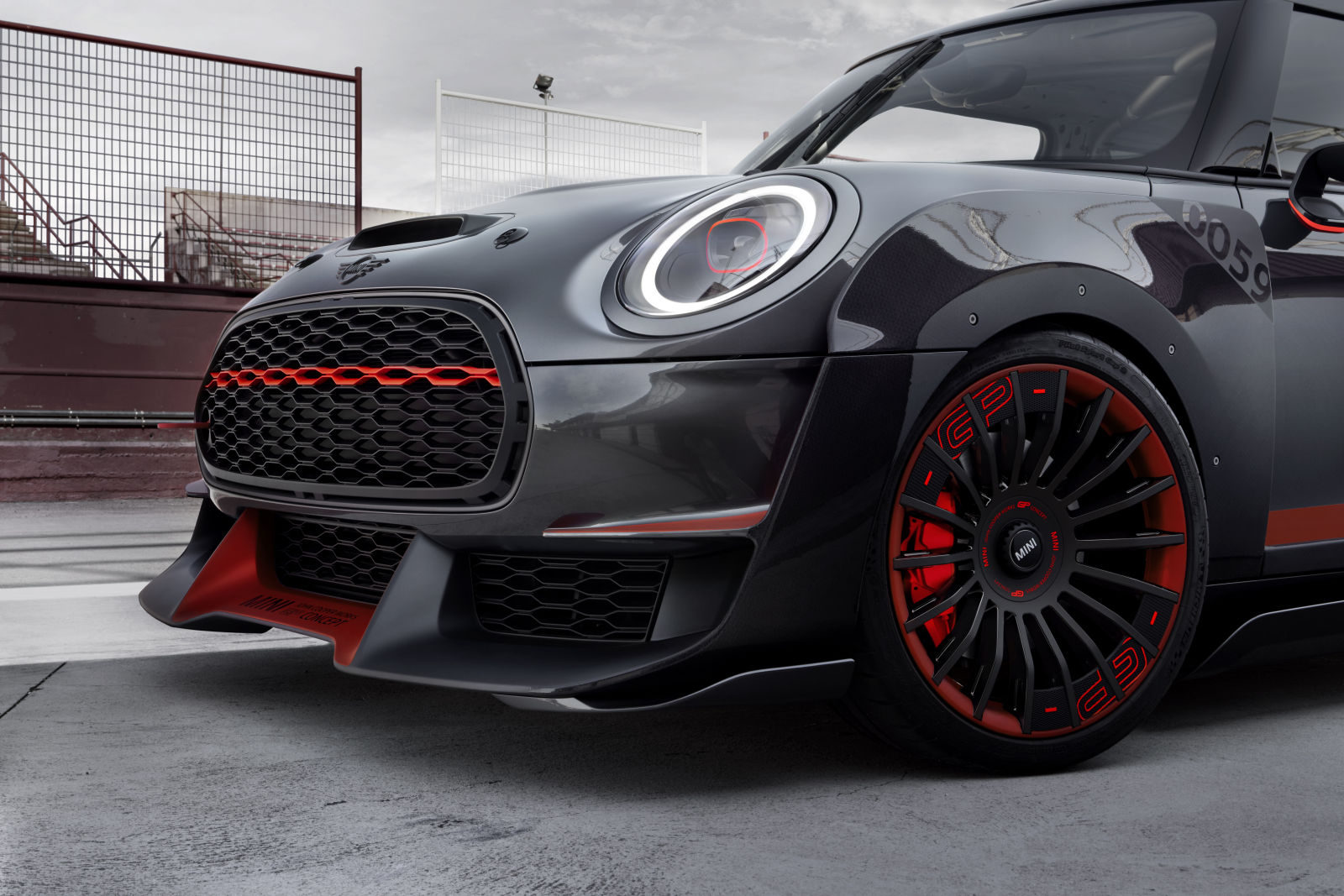 _MINI_John_Cooper_Works_GP_Concept_(5)