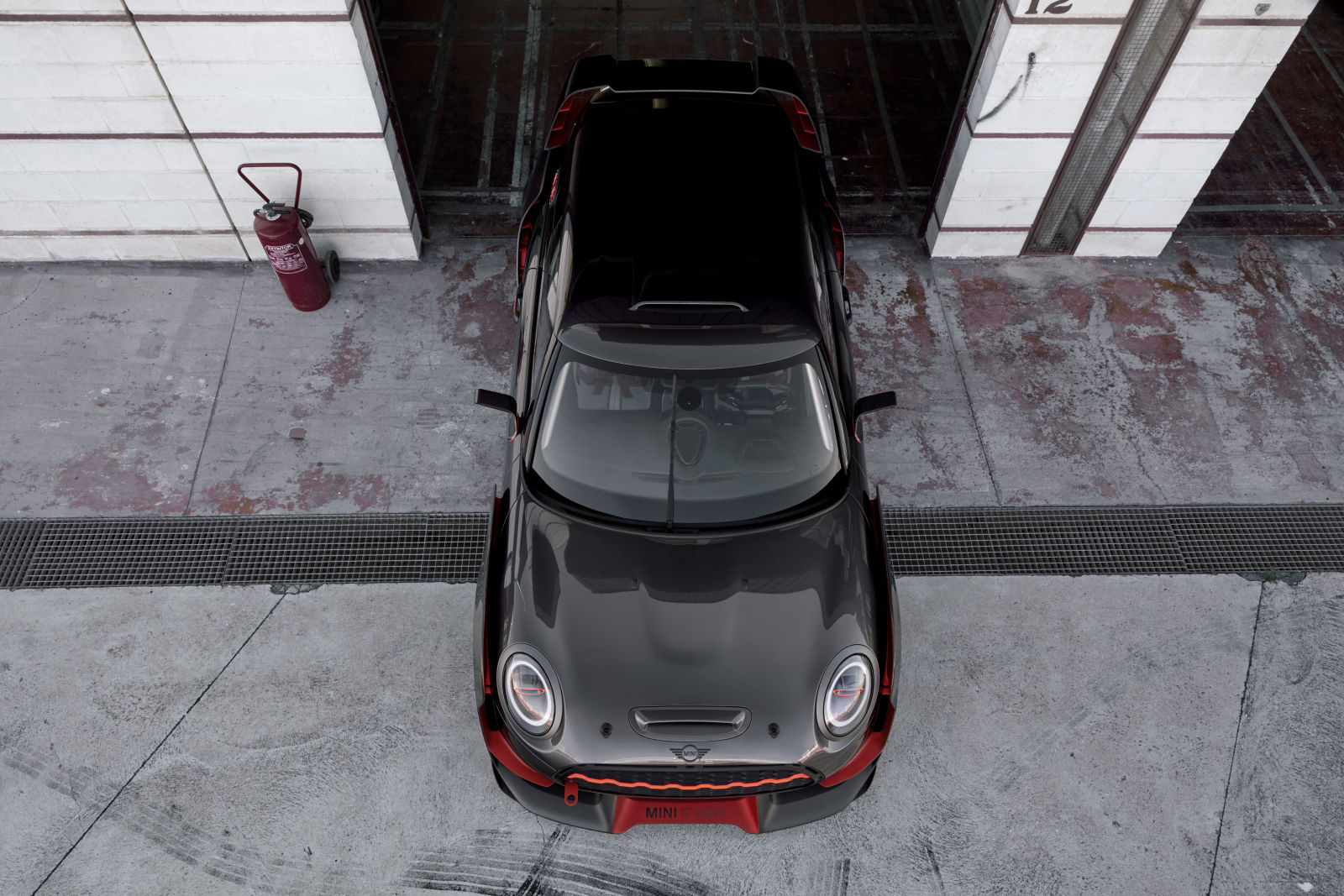 _MINI_John_Cooper_Works_GP_Concept_(8)