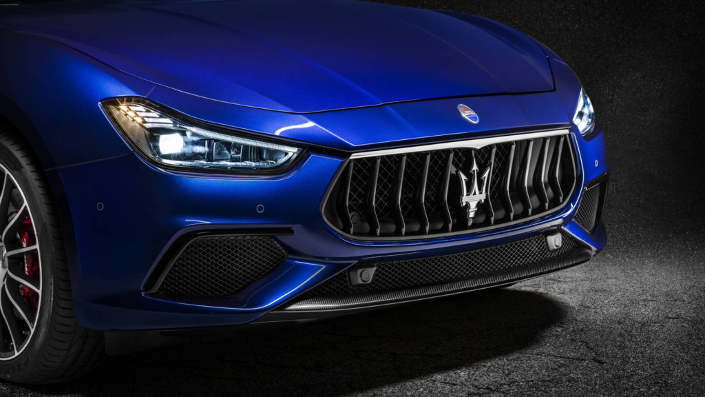Maserati-Ghibli-GranSport-MY18-calandra_16-9