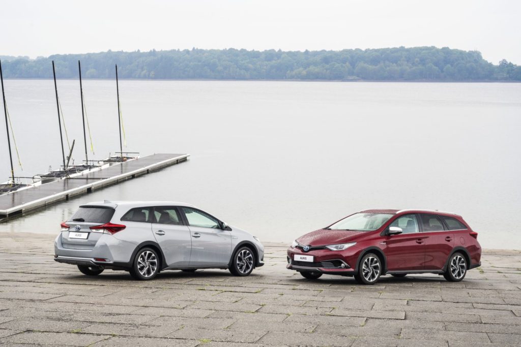 Toyota_Auris_Freestyle