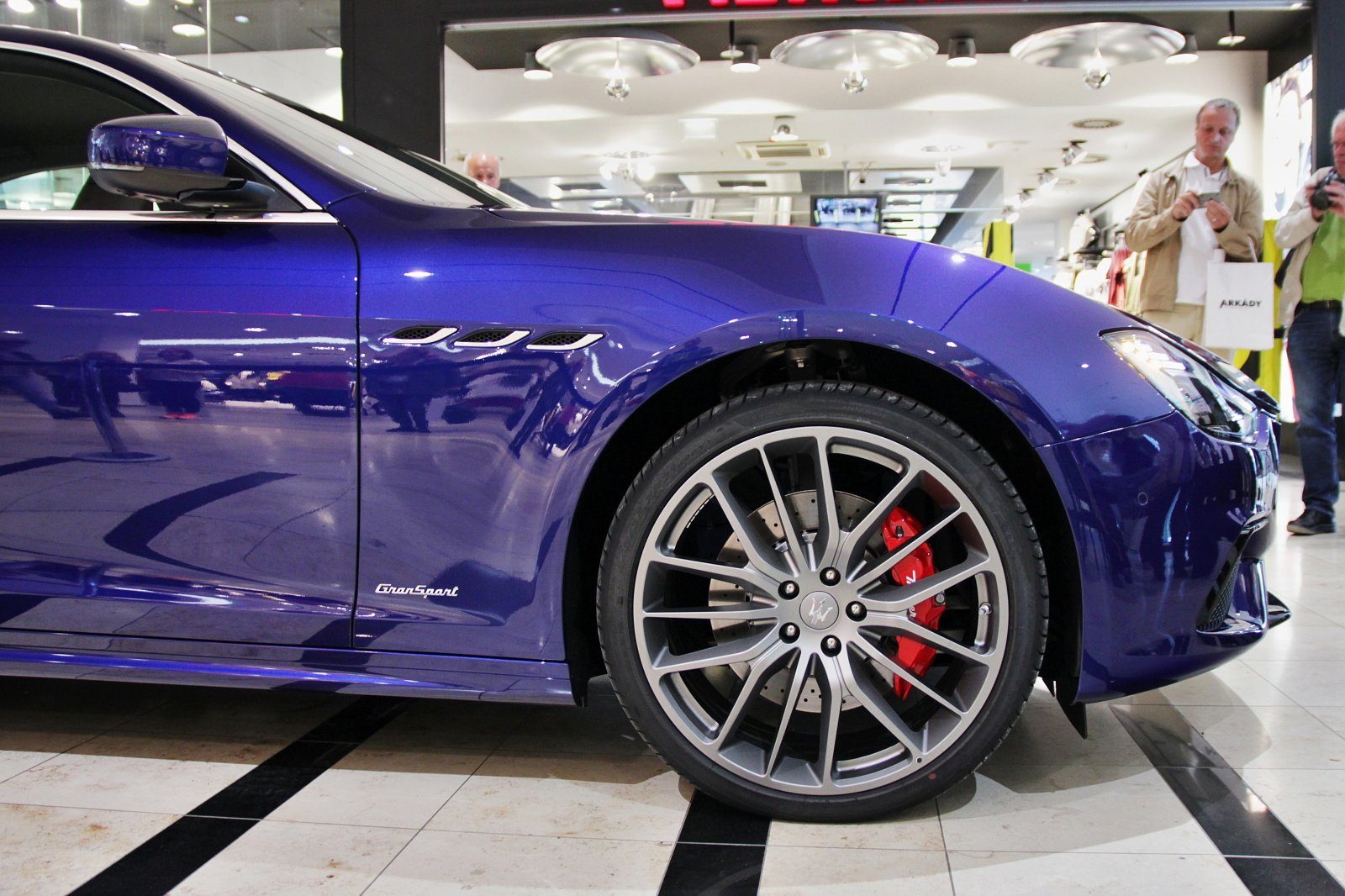 maserati-ghibli-2018-arkady-pankrac- (4)