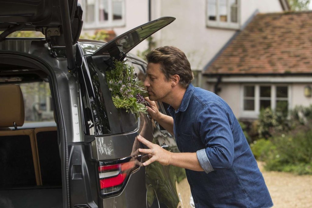 Jamie Oliver Discovery - herb garden