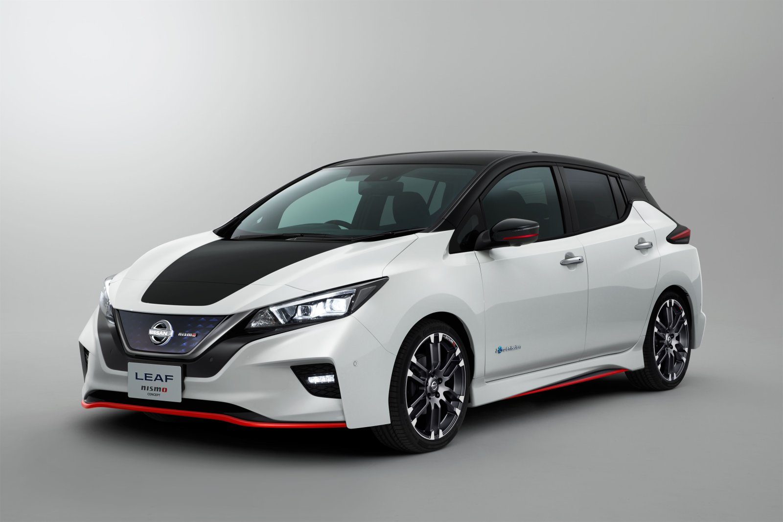 Nissan-LEAF-NISMO-concept-Tokyo_Motor_Show- (1)