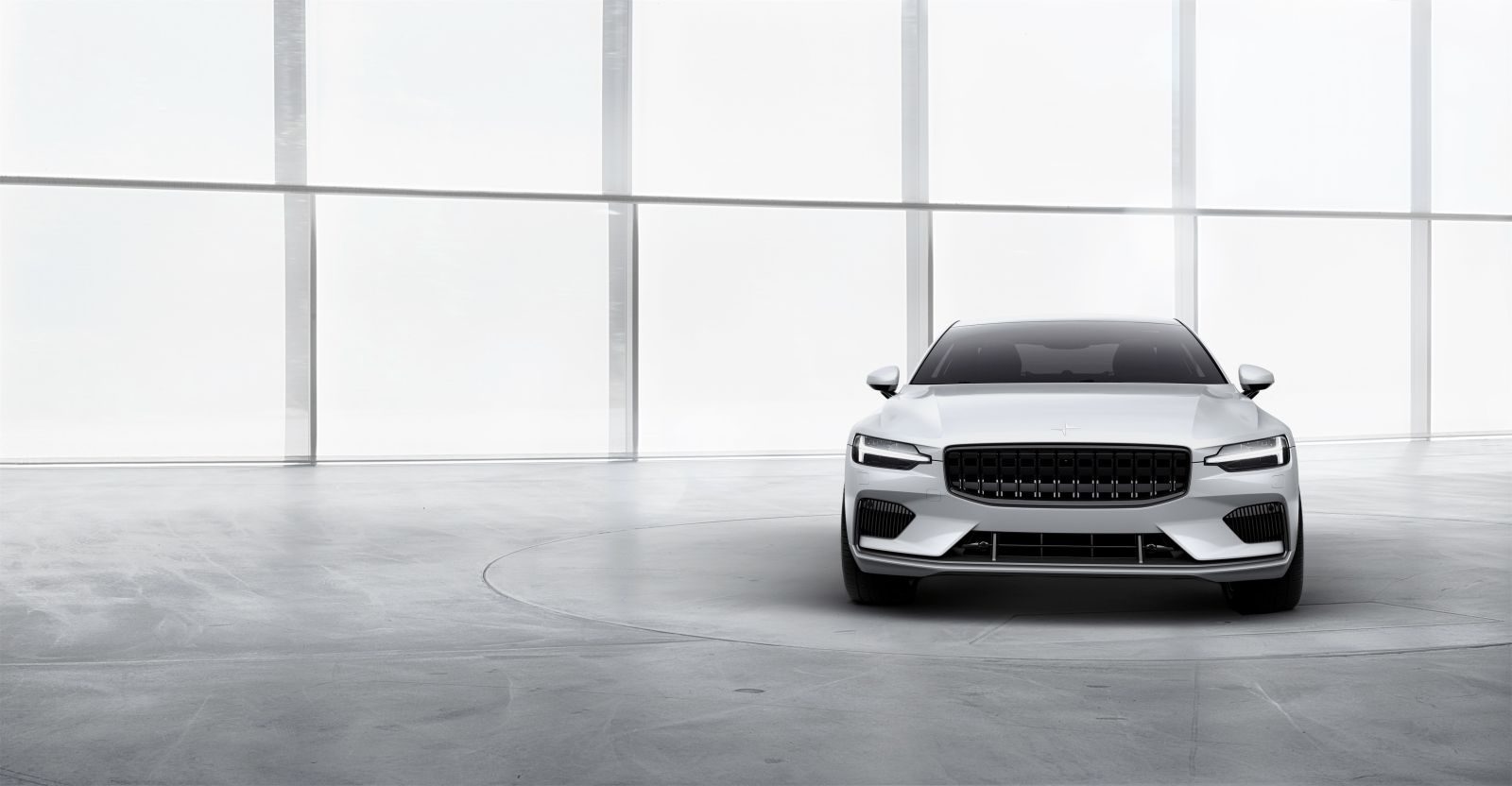 polestar-1-plug-in-hybrid- (1)