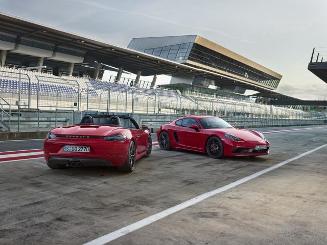 718 Boxster GTS und 718 Cayman GTS Porsche 718 Boxster GTS a 718 Cayman GTS