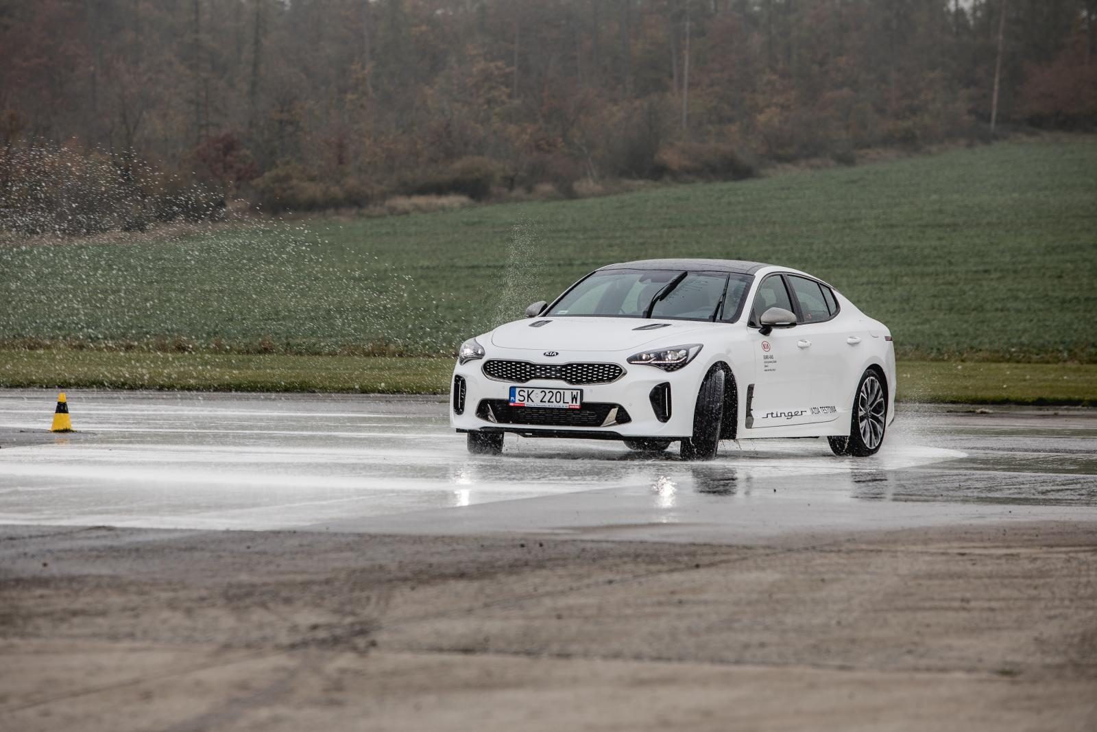 prvni-jizda-Kia-Stinger- (31)