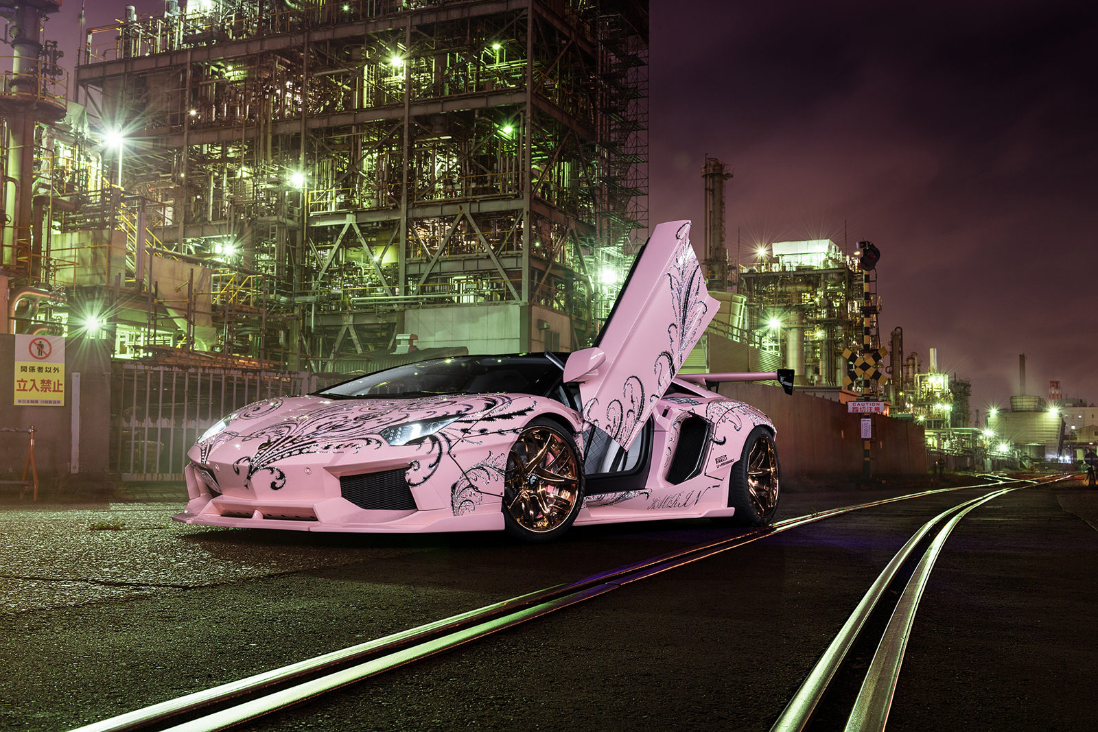 ruzove-lamborghini-aventador-forgiato-3