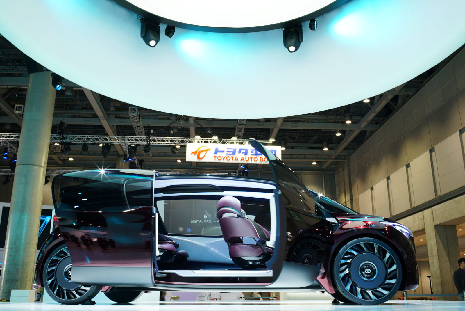 Toyota-Pneumatiky-bez-vzduchu- (5)