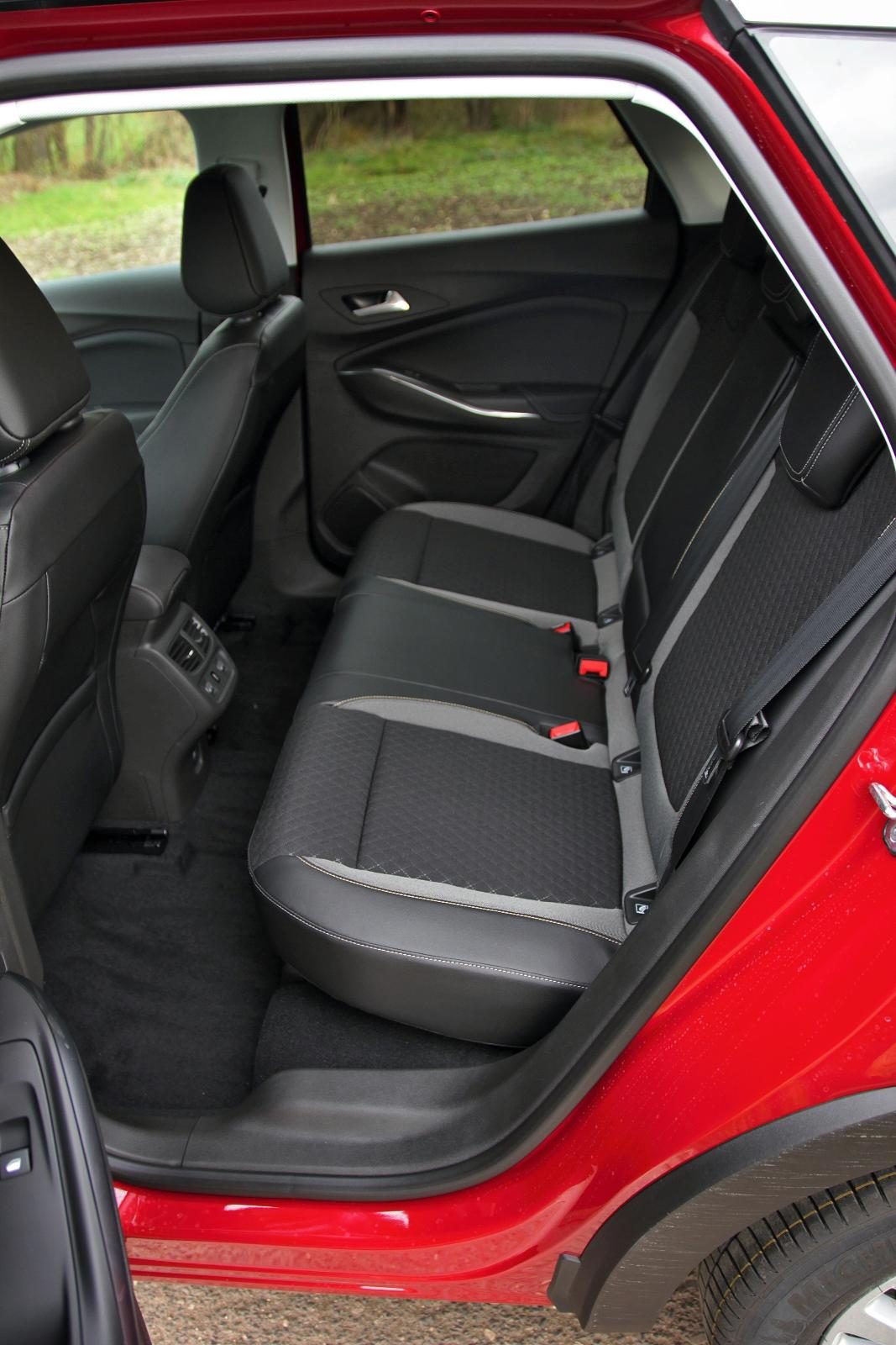 prvni-jizda-opel-grandland-x-16-cdti-88-kw- (19)