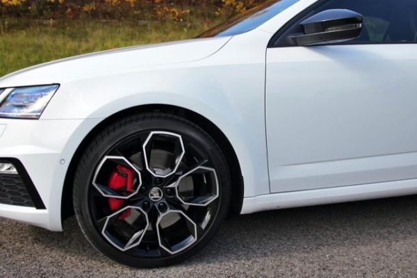 test-skoda-octavia-rs-245